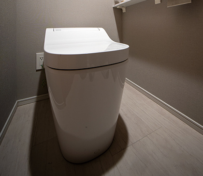 タンクレストイレ